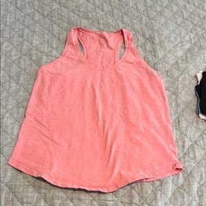 Lululemon love tank size 8